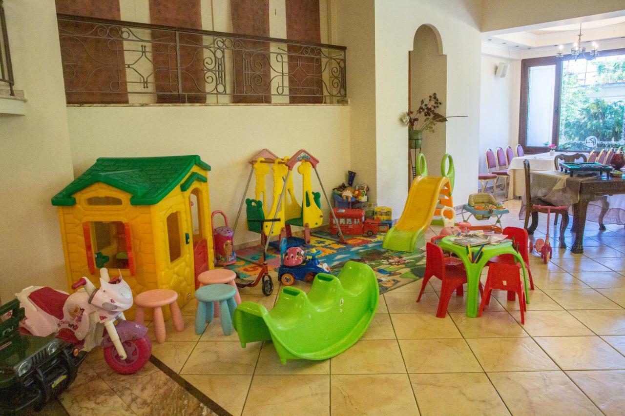Hotel Pella 3*